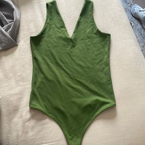 NWOT Abercrombie bright olive green seamless v neck bodysuit